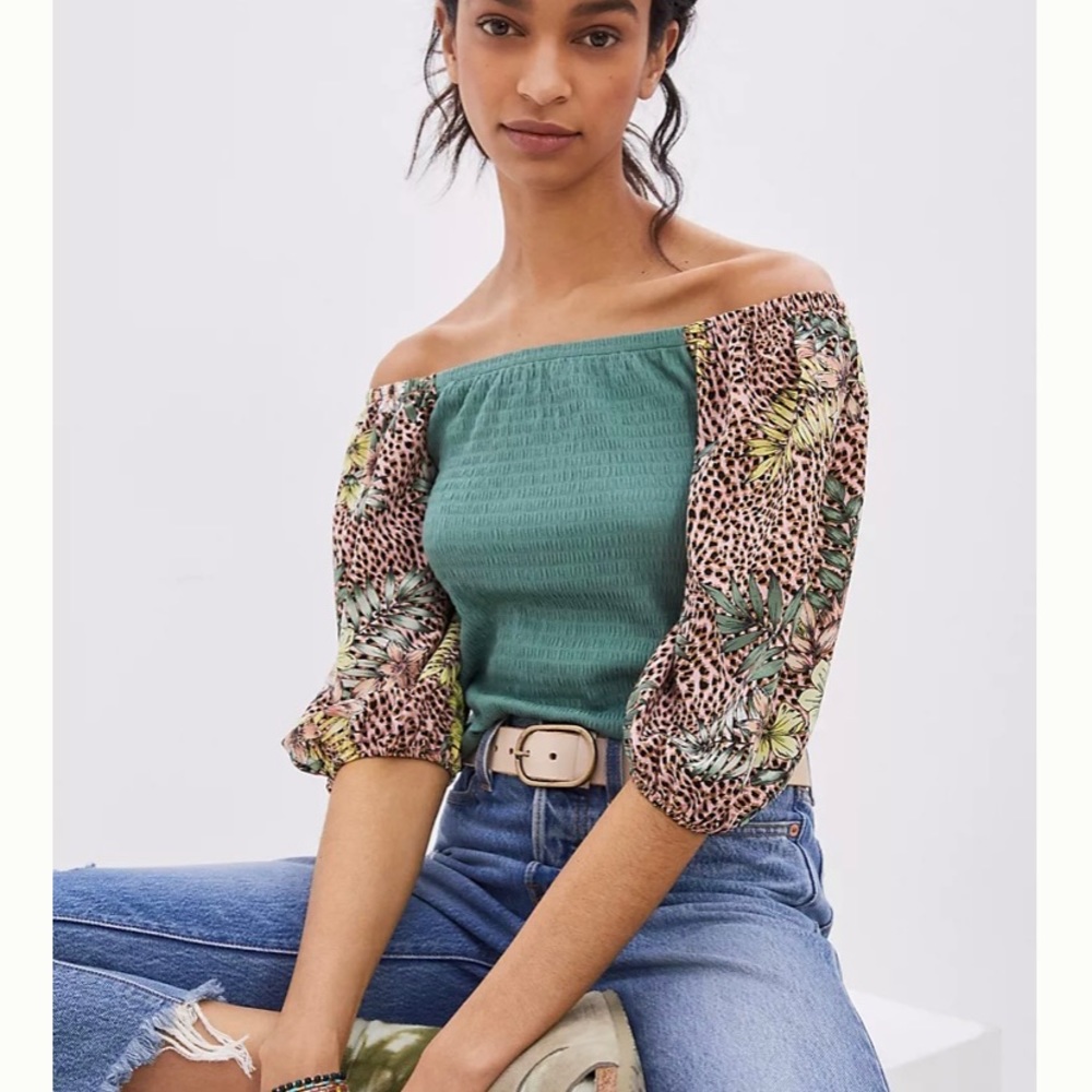 •ANTHROPOLOGIE• roselle smocked top